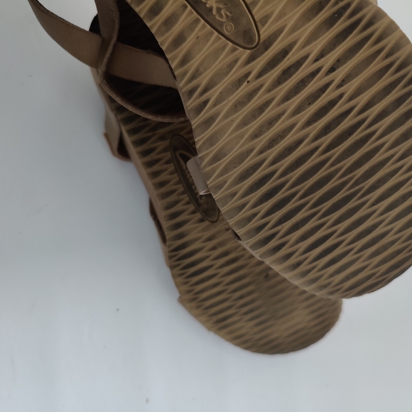 Clarks Collection Slingback Tan Strappy Sandals - Picture 5 of 6